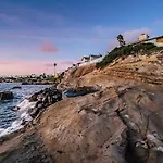 Perched Ocean Paradise